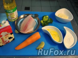 Филе белой рыбы в сырном кляре с соусом из брокколи