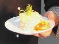 Салат из отварной говядины с ветчиной и дижонской заправкой