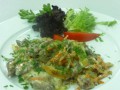 Куриная печень с картофелем под белым соусом